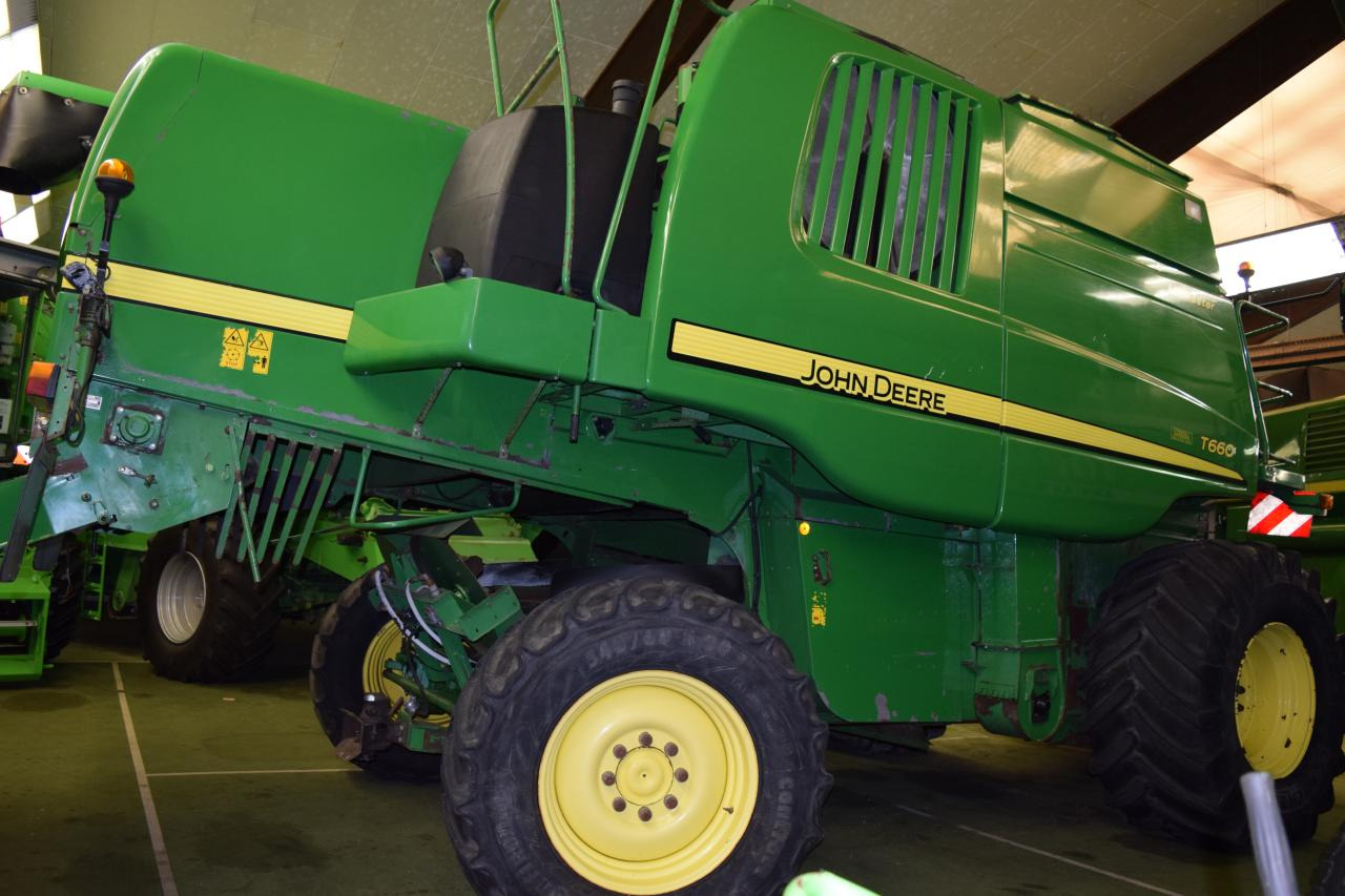 John Deere T 660 HM - Зърнокомбайн: снимка 5 John Deere T 660 HM - Зърнокомбайн: снимка 5