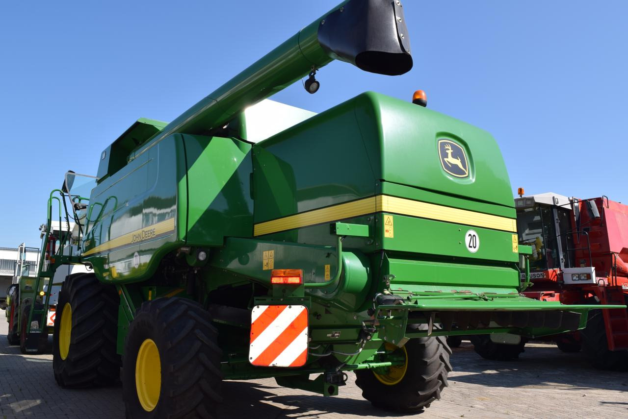 John Deere W 650 - Зърнокомбайн: снимка 4 John Deere W 650 - Зърнокомбайн: снимка 4