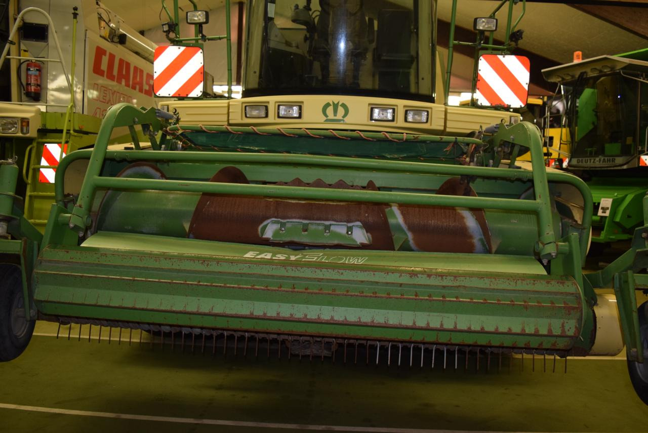 Krone BIG X 1000 - Силажокомбайн: снимка 5 Krone BIG X 1000 - Силажокомбайн: снимка 5
