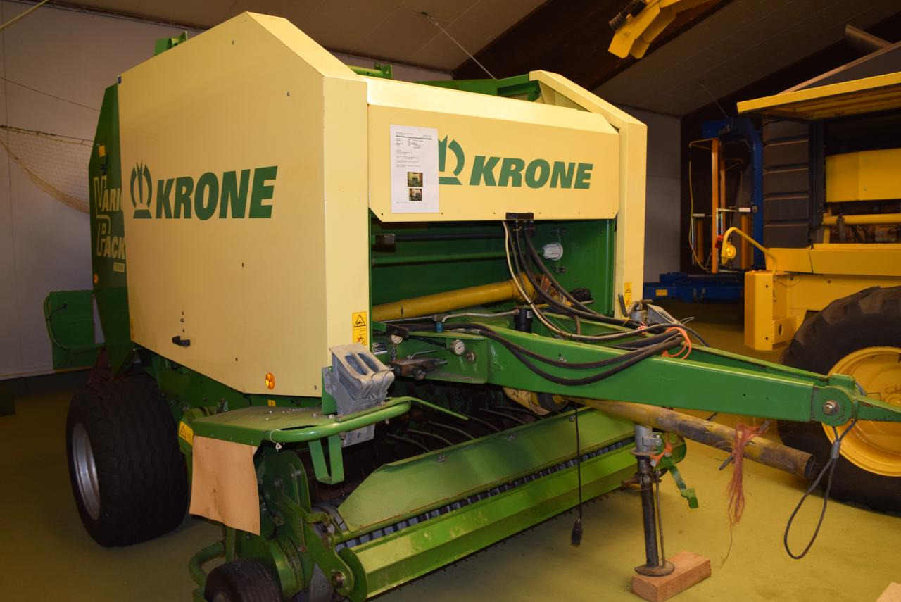 Krone Vario Pack 1500 - Рулонна сламопреса: снимка 4 Krone Vario Pack 1500 - Рулонна сламопреса: снимка 4