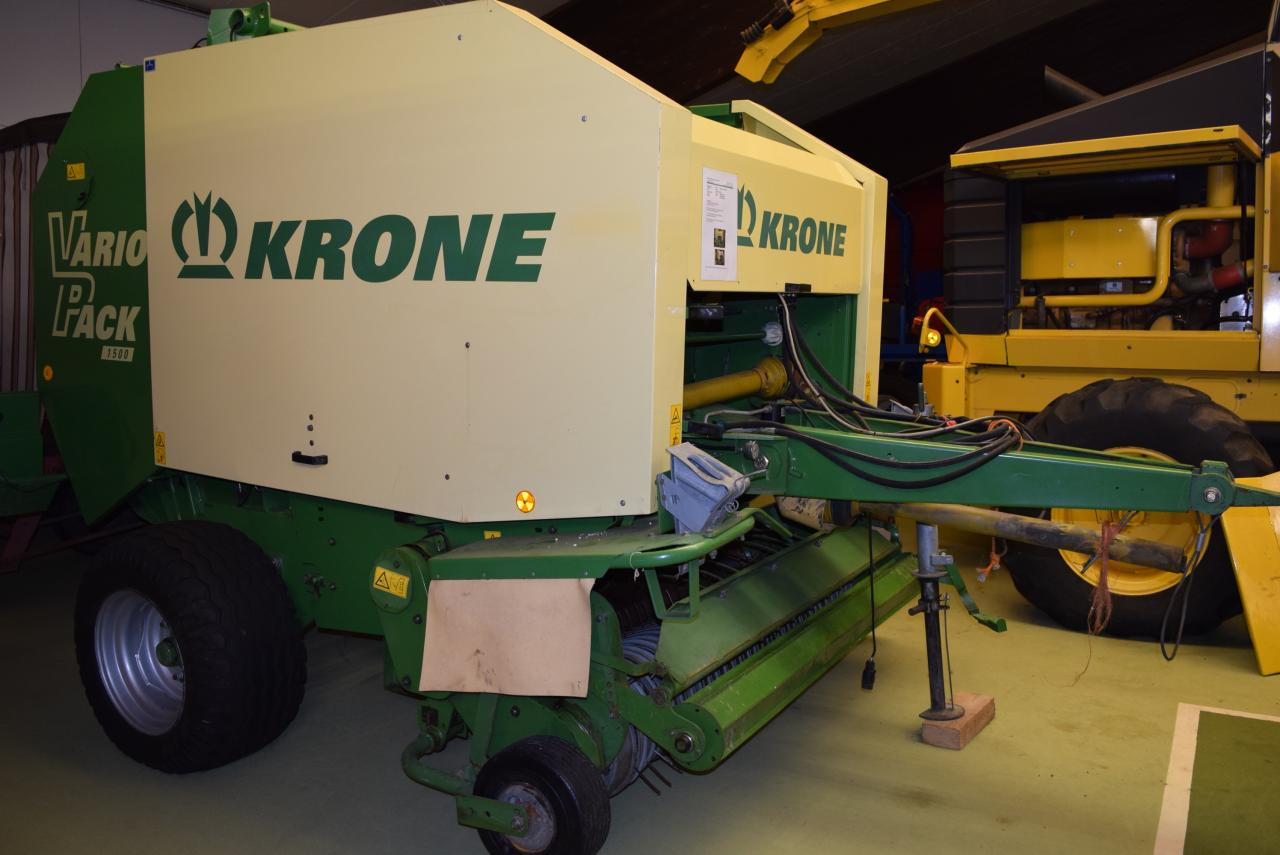Krone Vario Pack 1500 - Рулонна сламопреса: снимка 1 Krone Vario Pack 1500 - Рулонна сламопреса: снимка 1