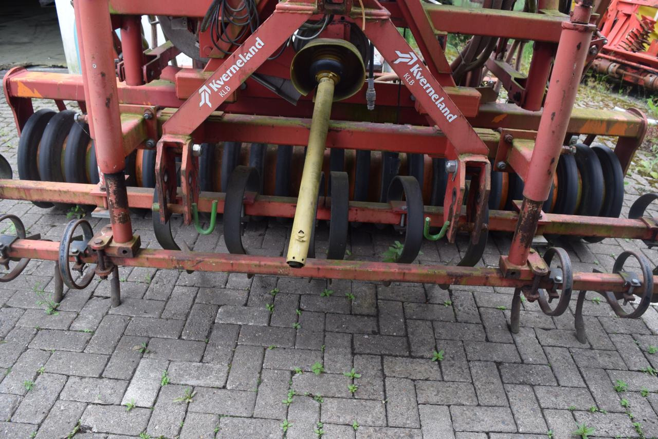 Kverneland Accord Pneumatic DA - Сеялка: снимка 4 Kverneland Accord Pneumatic DA - Сеялка: снимка 4