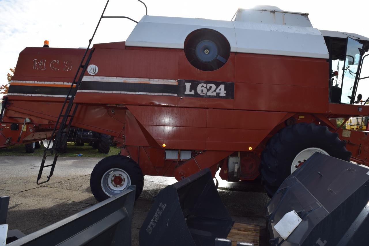 Laverda L624 - Зърнокомбайн: снимка 3 Laverda L624 - Зърнокомбайн: снимка 3