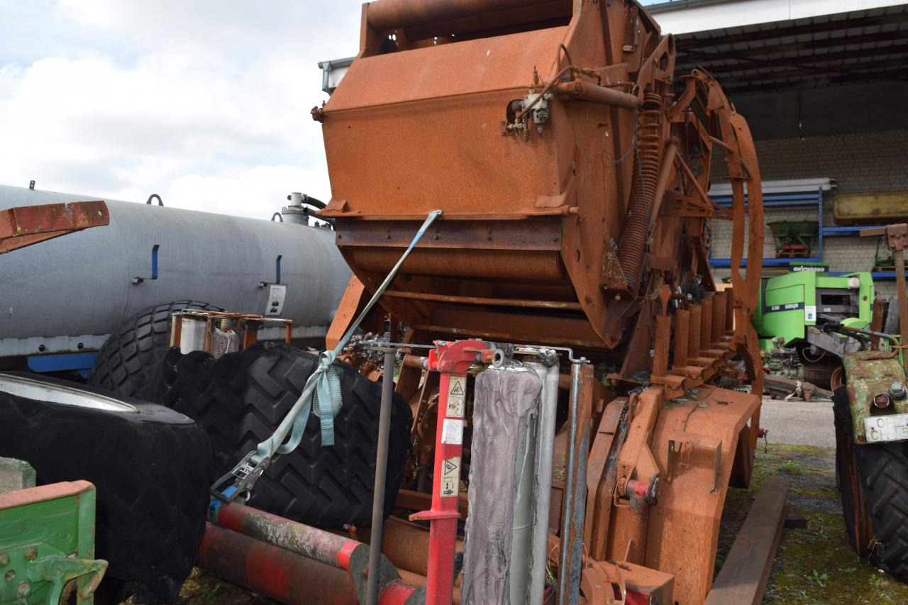 Lely Welger *zur Teileverwertung* - Рулонна сламопреса: снимка 4 Lely Welger *zur Teileverwertung* - Рулонна сламопреса: снимка 4