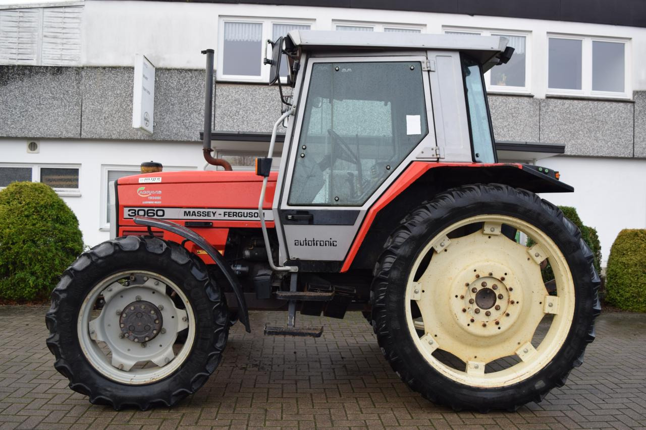 Massey Ferguson MF 3060 - Трактор: снимка 2 Massey Ferguson MF 3060 - Трактор: снимка 2