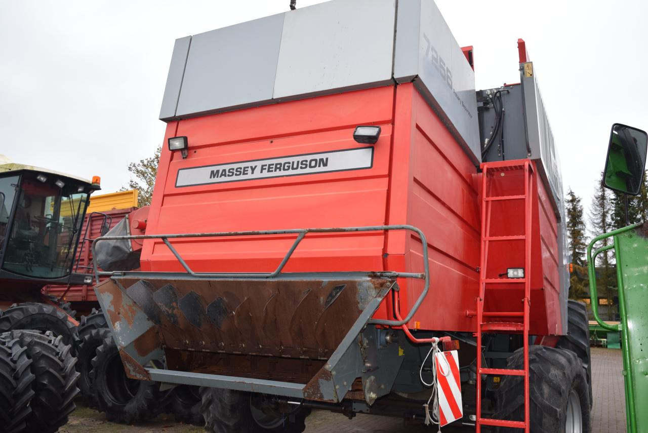 Massey Ferguson MF 7256 - Зърнокомбайн: снимка 4 Massey Ferguson MF 7256 - Зърнокомбайн: снимка 4
