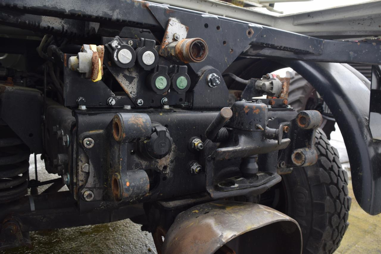 Mercedes-Benz U 90 - Самосвал камион: снимка 4 Mercedes-Benz U 90 - Самосвал камион: снимка 4