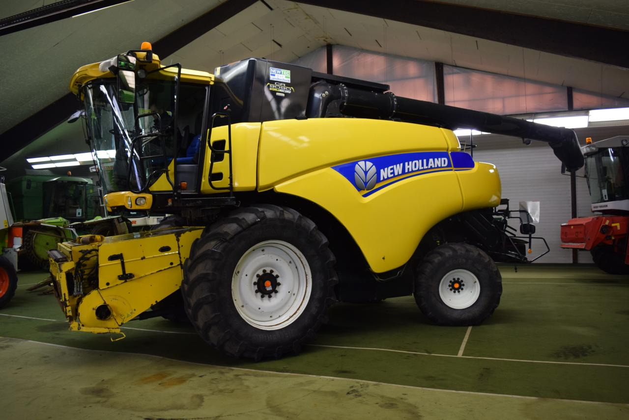 New Holland CR 9090 Elevation - Зърнокомбайн: снимка 2 New Holland CR 9090 Elevation - Зърнокомбайн: снимка 2