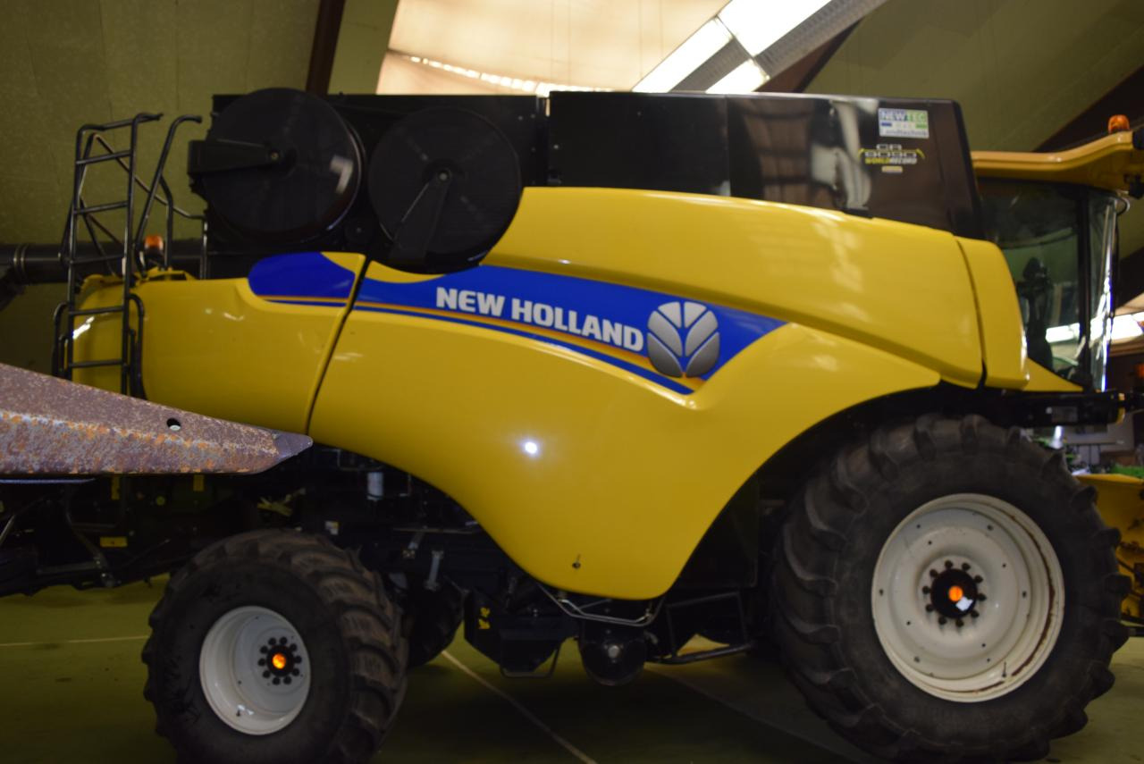 New Holland CR 9090 Elevation - Зърнокомбайн: снимка 5 New Holland CR 9090 Elevation - Зърнокомбайн: снимка 5