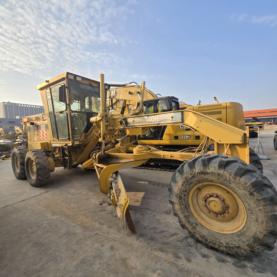 CAT 140H - Грейдер: снимка 2 CAT 140H - Грейдер: снимка 2