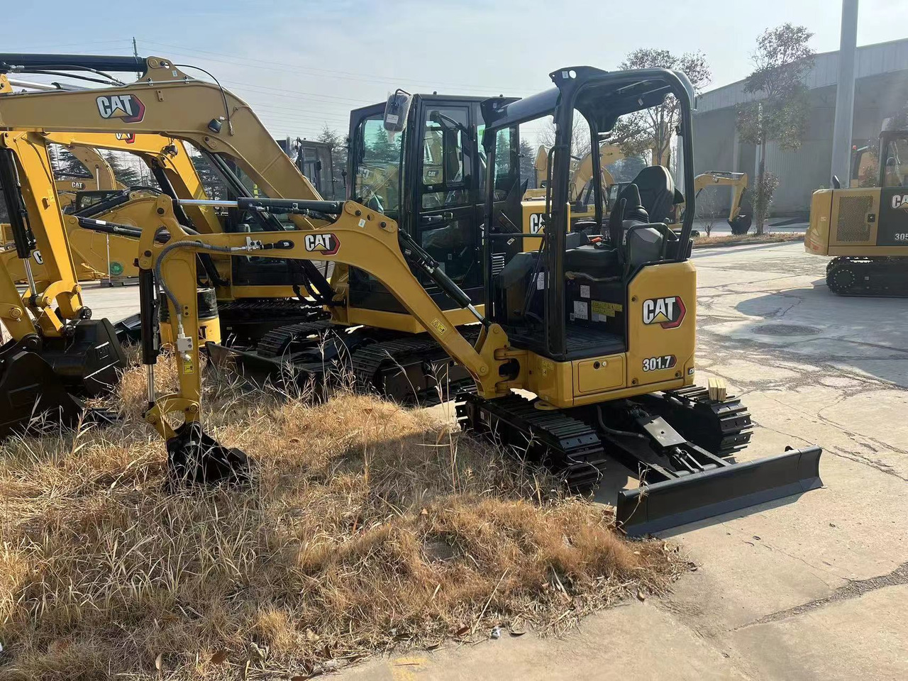 CAT 301.7 - Мини багер: снимка 5 CAT 301.7 - Мини багер: снимка 5