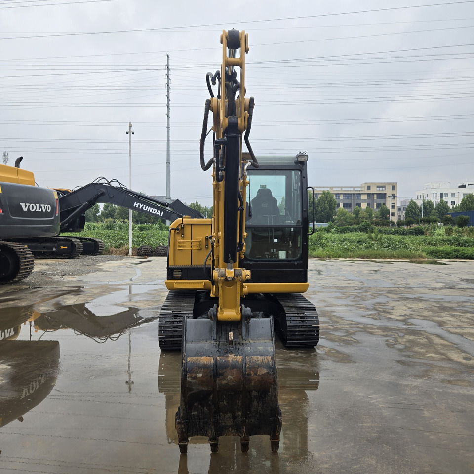 CAT 305.5E2 - Мини багер: снимка 3 CAT 305.5E2 - Мини багер: снимка 3
