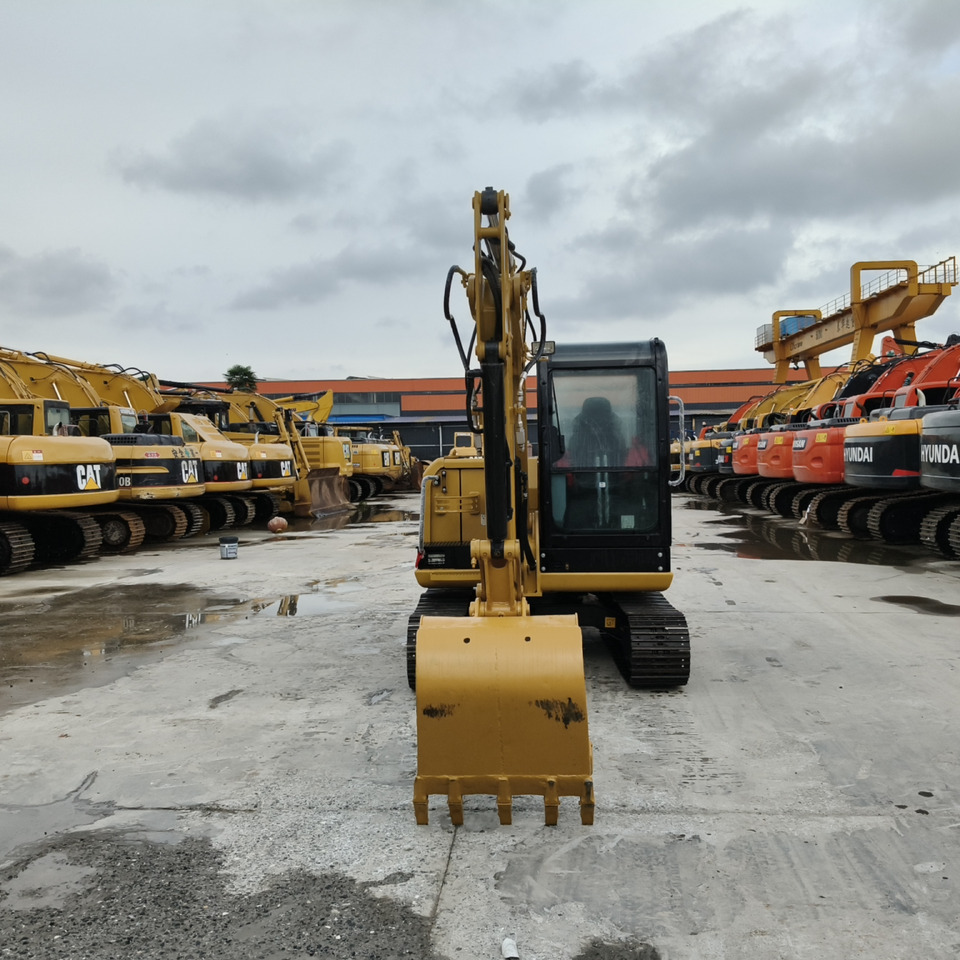 CAT 306E - Мини багер: снимка 3 CAT 306E - Мини багер: снимка 3
