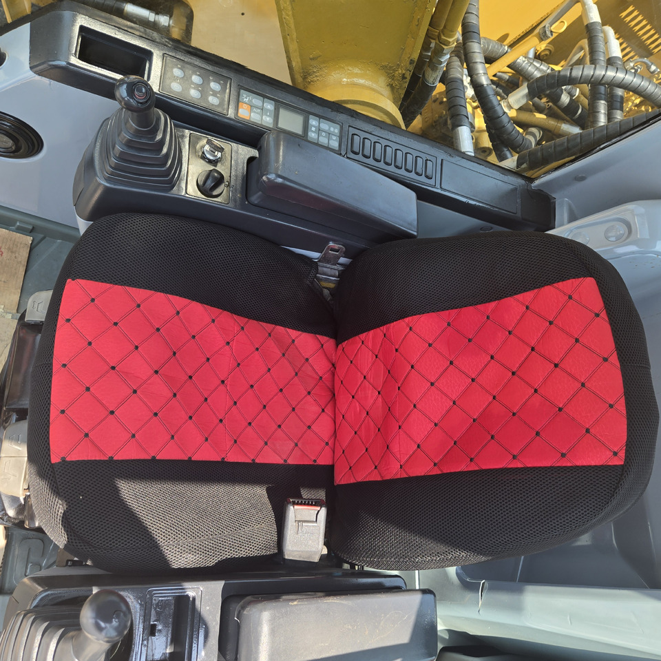 Верижен багер CAT 320C: снимка 9 Верижен багер CAT 320C: снимка 9