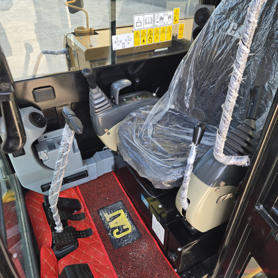 Лизинг на CATERPILLAR 305.5E2 CATERPILLAR 305.5E2: снимка 8