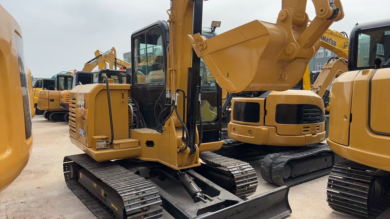 CATERPILLAR 306E2 - Мини багер: снимка 2 CATERPILLAR 306E2 - Мини багер: снимка 2