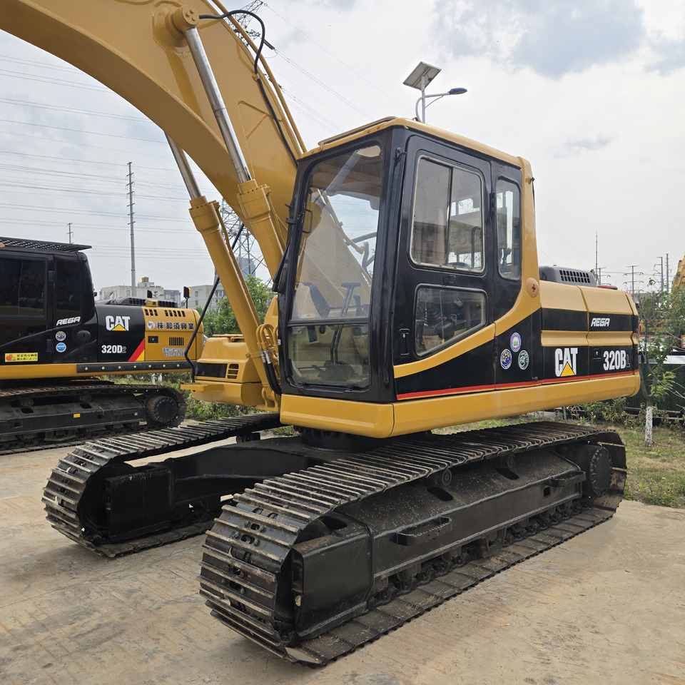 Верижен багер CATERPILLAR 320BL: снимка 6