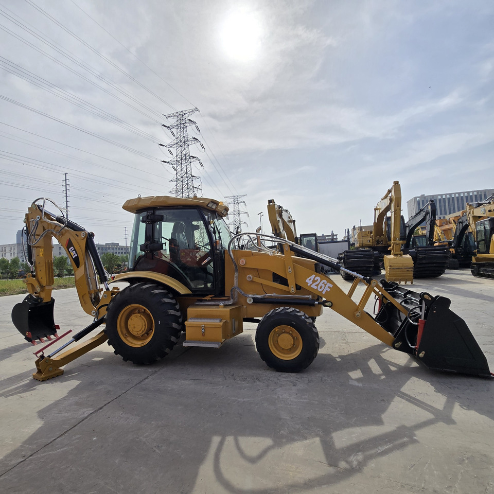 CATERPILLAR 426F - Багер-товарач: снимка 5 CATERPILLAR 426F - Багер-товарач: снимка 5