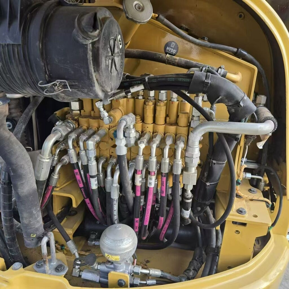 Caterpillar 303.5E - Мини багер: снимка 5 Caterpillar 303.5E - Мини багер: снимка 5