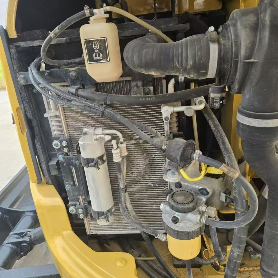 Caterpillar 303.5E - Мини багер: снимка 2 Caterpillar 303.5E - Мини багер: снимка 2