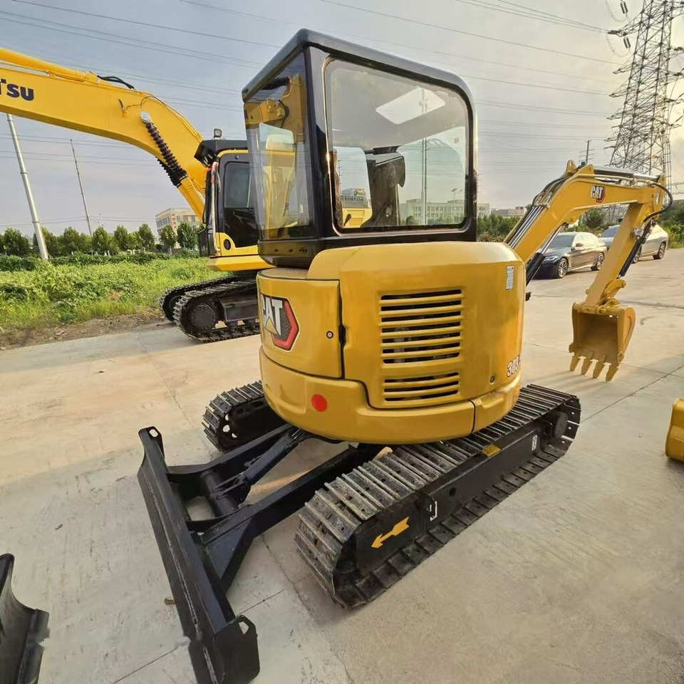 Caterpillar 303.5E - Мини багер: снимка 3 Caterpillar 303.5E - Мини багер: снимка 3