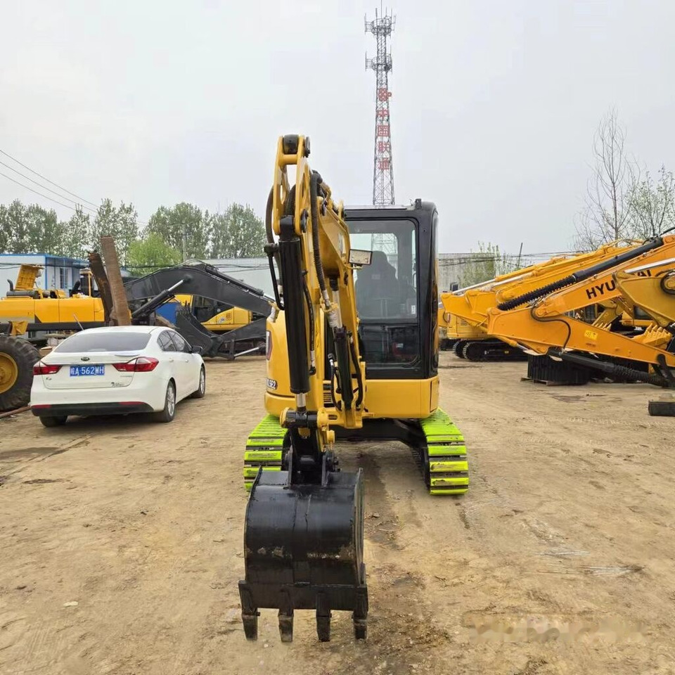 Caterpillar 303.5E2 - Мини багер: снимка 4 Caterpillar 303.5E2 - Мини багер: снимка 4