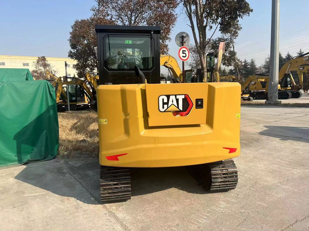 Caterpillar 305.5 Brand New - Мини багер: снимка 2 Caterpillar 305.5 Brand New - Мини багер: снимка 2