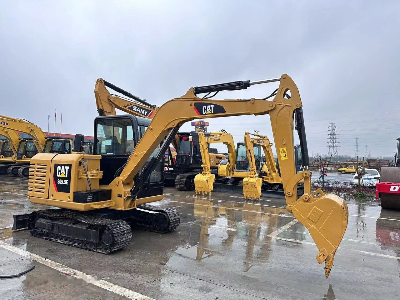 Caterpillar 305.5E - Мини багер: снимка 2 Caterpillar 305.5E - Мини багер: снимка 2