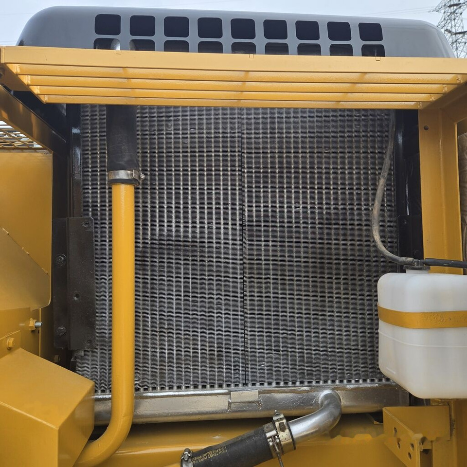 Caterpillar 320BL - Верижен багер: снимка 2 Caterpillar 320BL - Верижен багер: снимка 2