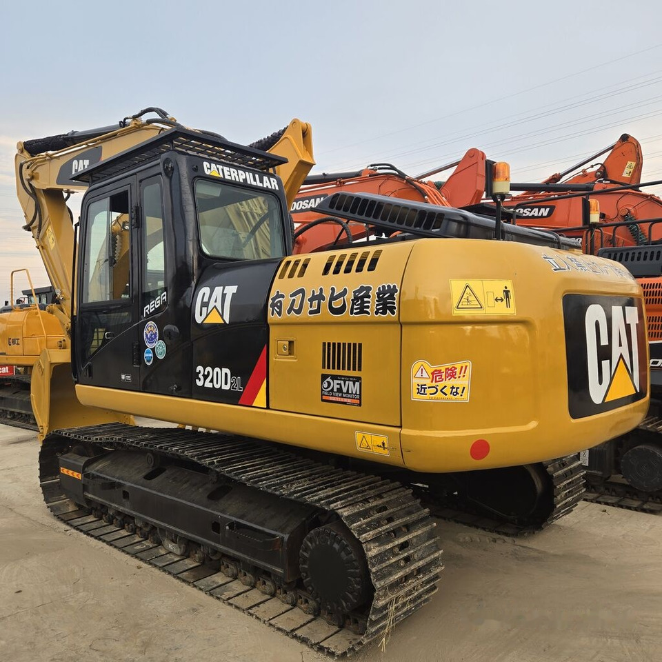 Caterpillar 320DL - Верижен багер: снимка 4 Caterpillar 320DL - Верижен багер: снимка 4