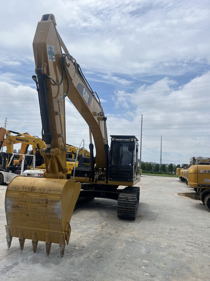 Caterpillar 323D2L - Верижен багер: снимка 4 Caterpillar 323D2L - Верижен багер: снимка 4