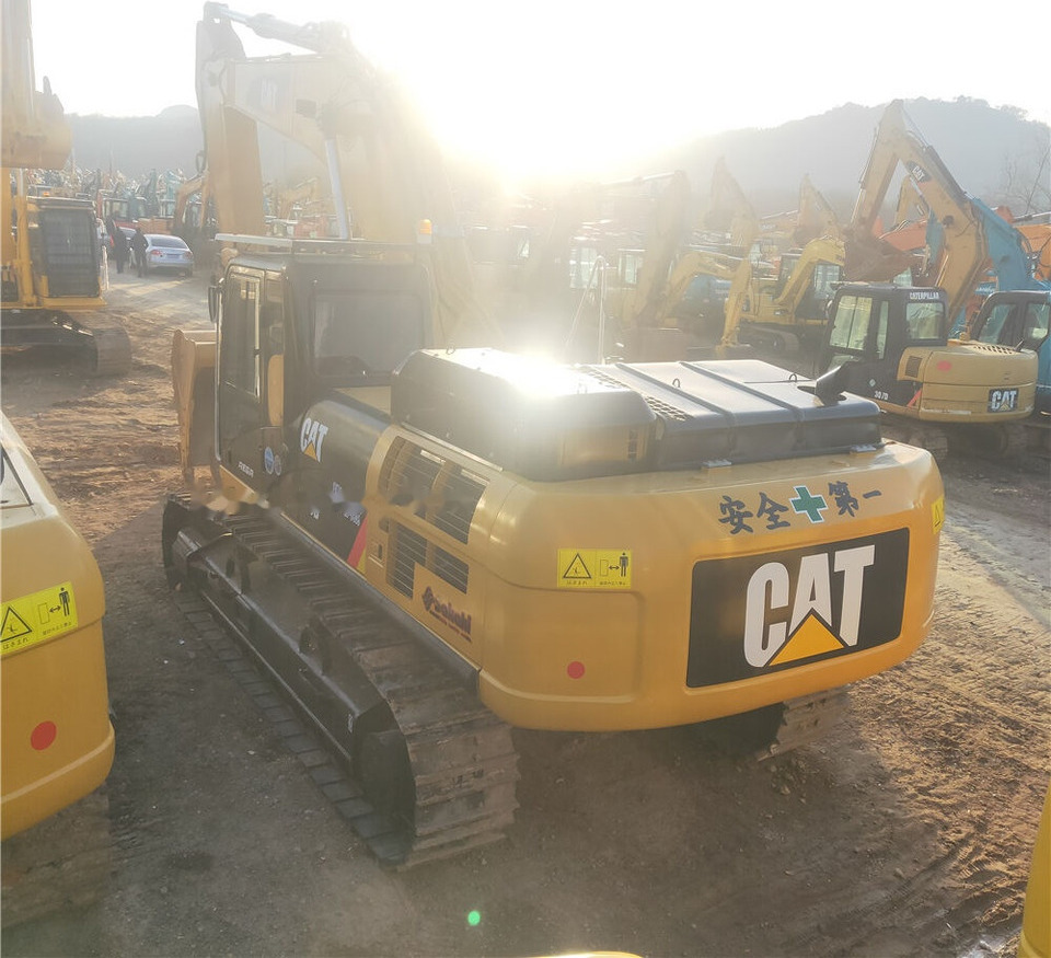 Caterpillar 340D2 - Верижен багер: снимка 4 Caterpillar 340D2 - Верижен багер: снимка 4