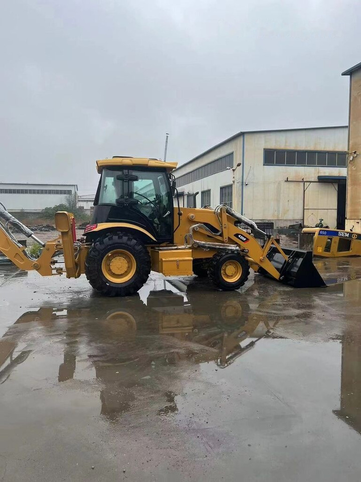 Caterpillar 420F - Багер-товарач: снимка 3 Caterpillar 420F - Багер-товарач: снимка 3