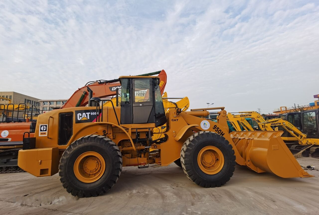 Caterpillar 950H - Колесен товарач: снимка 1 Caterpillar 950H - Колесен товарач: снимка 1