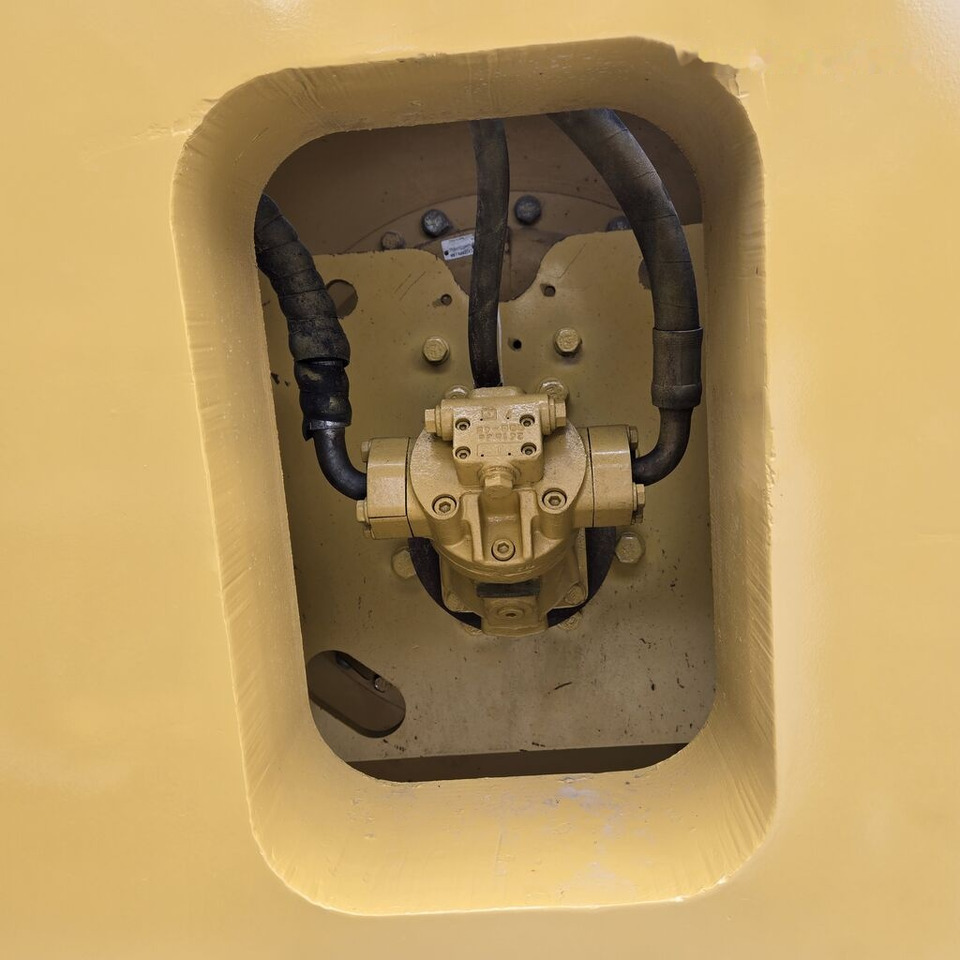 Caterpillar CS76 - Компактор: снимка 2 Caterpillar CS76 - Компактор: снимка 2