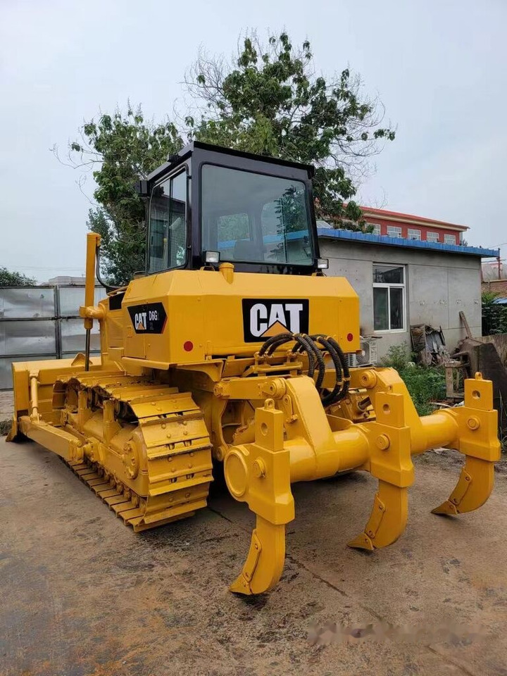 Caterpillar D6G - Булдозер: снимка 1 Caterpillar D6G - Булдозер: снимка 1
