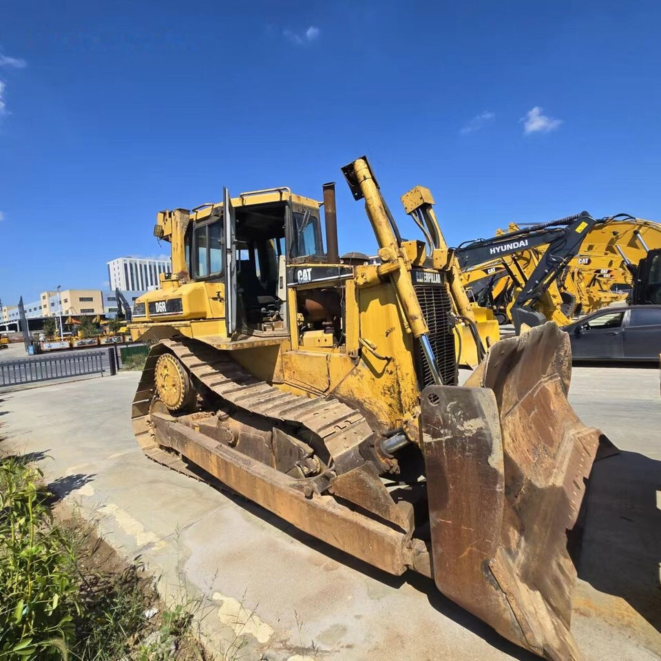Булдозер Caterpillar D6R: снимка 8