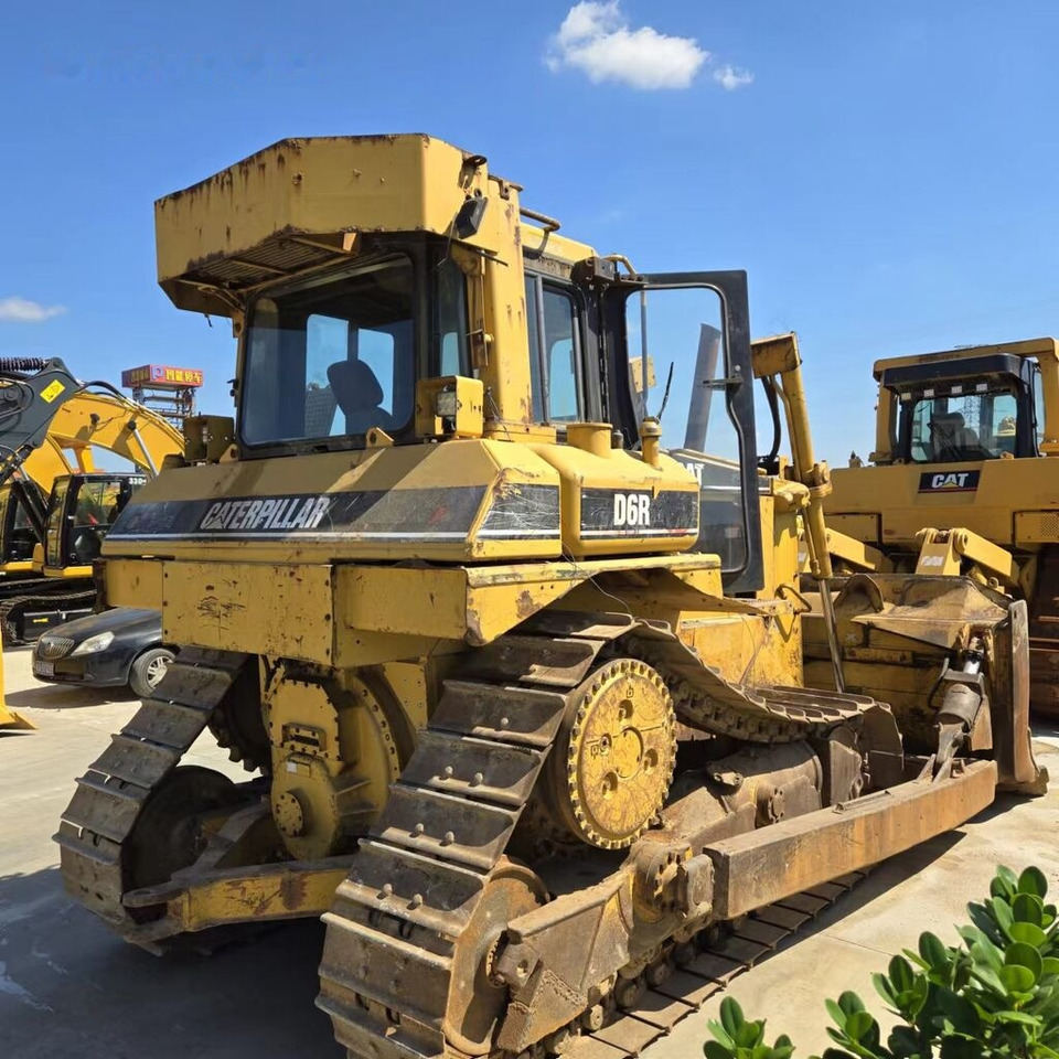 Caterpillar D6R - Булдозер: снимка 1 Caterpillar D6R - Булдозер: снимка 1