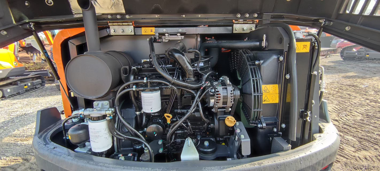 DOOSAN DX60E - Мини багер: снимка 5 DOOSAN DX60E - Мини багер: снимка 5