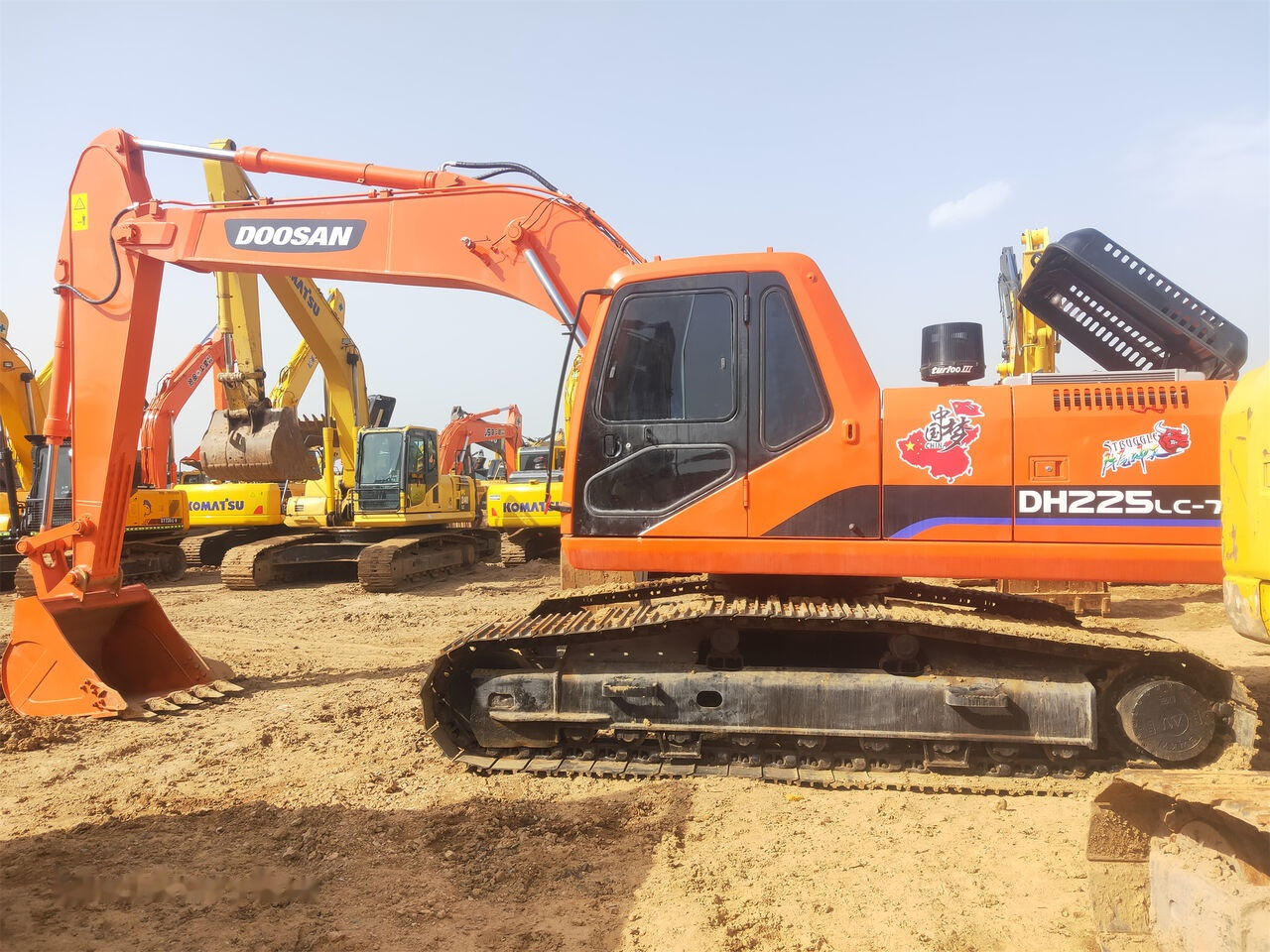 Doosan DH225LC-7 - Верижен багер: снимка 4 Doosan DH225LC-7 - Верижен багер: снимка 4