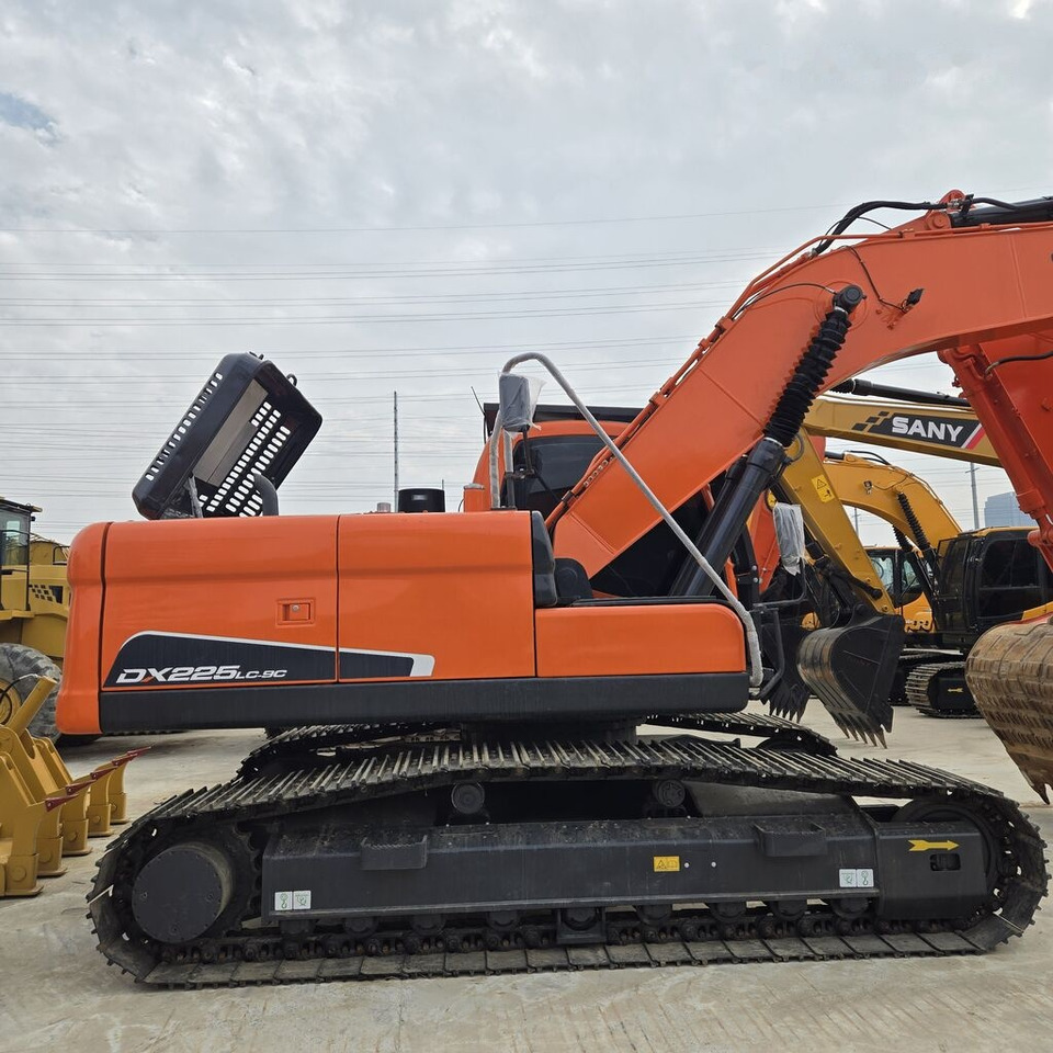 Doosan DX225LC - Верижен багер: снимка 5 Doosan DX225LC - Верижен багер: снимка 5