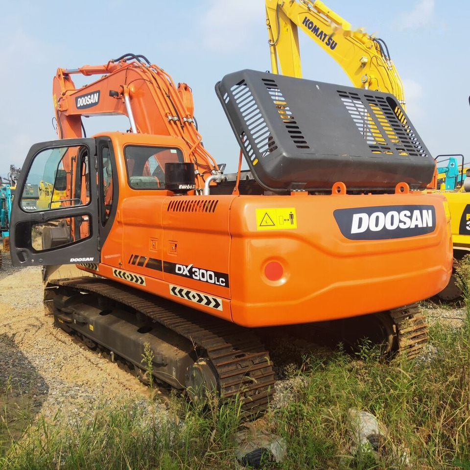 Doosan DX300LC - Верижен багер: снимка 1 Doosan DX300LC - Верижен багер: снимка 1