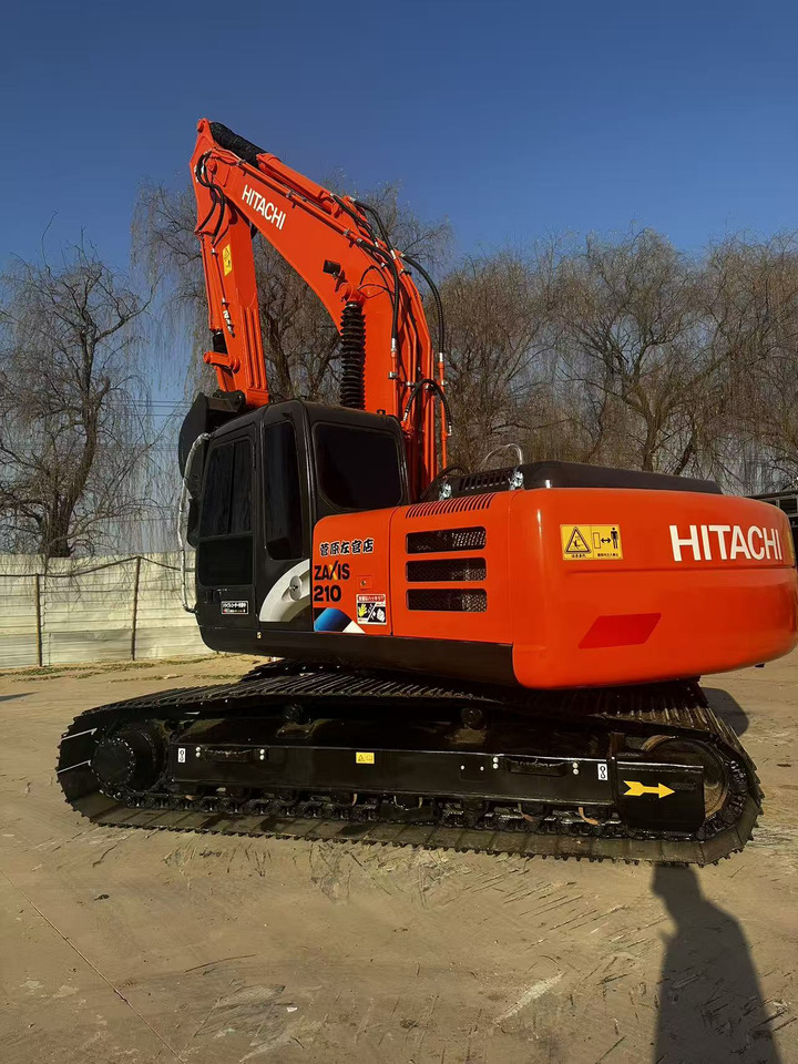 HITACHI ZX210 - Багер: снимка 1 HITACHI ZX210 - Багер: снимка 1