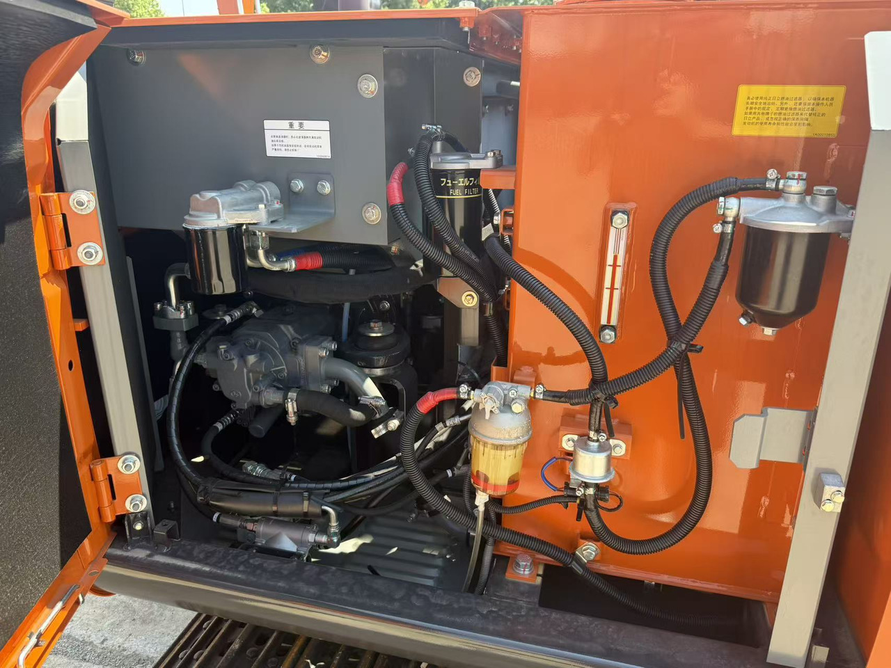 HITACHI ZX60 - Багер: снимка 5 HITACHI ZX60 - Багер: снимка 5