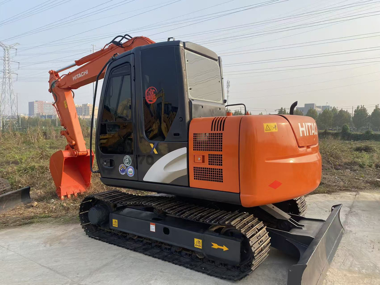 HITACHI ZX70 - Мини багер: снимка 1 HITACHI ZX70 - Мини багер: снимка 1