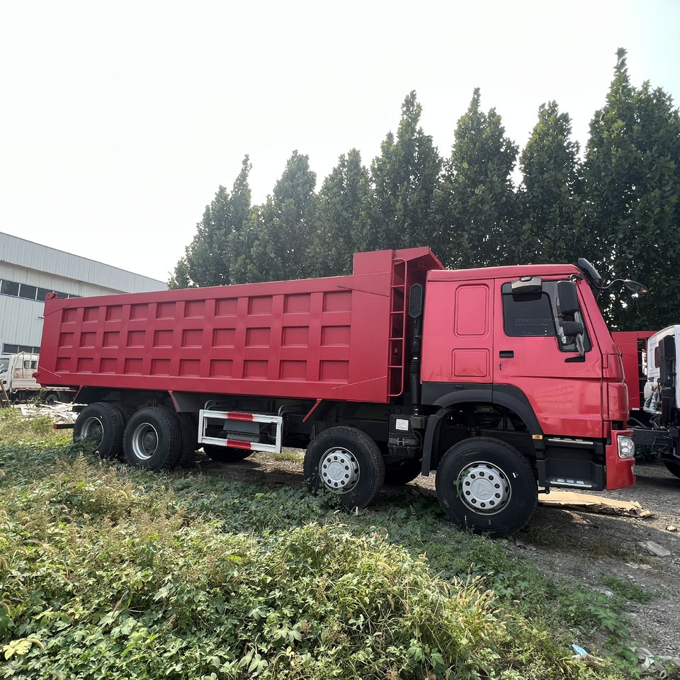 Howo 8*4 - Самосвал камион: снимка 1 Howo 8*4 - Самосвал камион: снимка 1