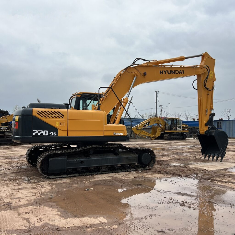 Hyundai R220-9S - Верижен багер: снимка 2 Hyundai R220-9S - Верижен багер: снимка 2