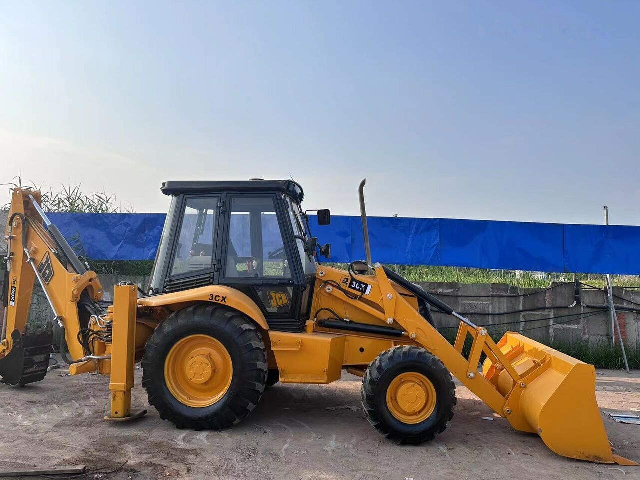 Багер-товарач JCB 3CX: снимка 7
