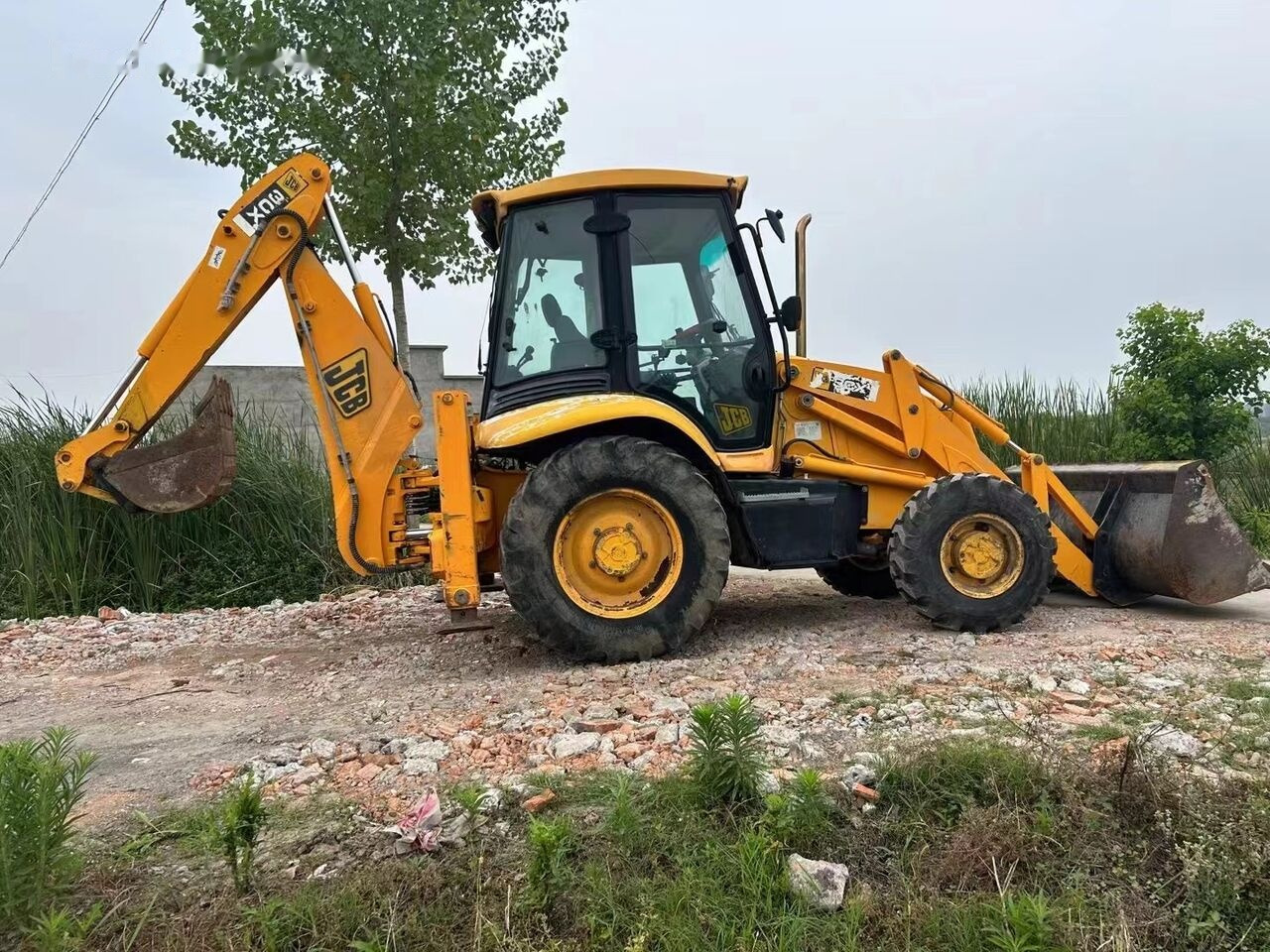 JCB 3CX - Багер-товарач: снимка 4 JCB 3CX - Багер-товарач: снимка 4