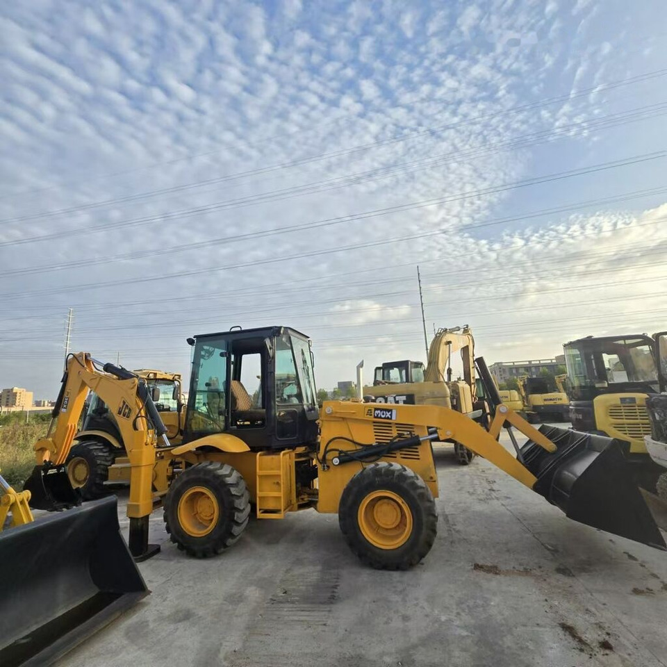 JCB 3CX - Багер-товарач: снимка 4 JCB 3CX - Багер-товарач: снимка 4